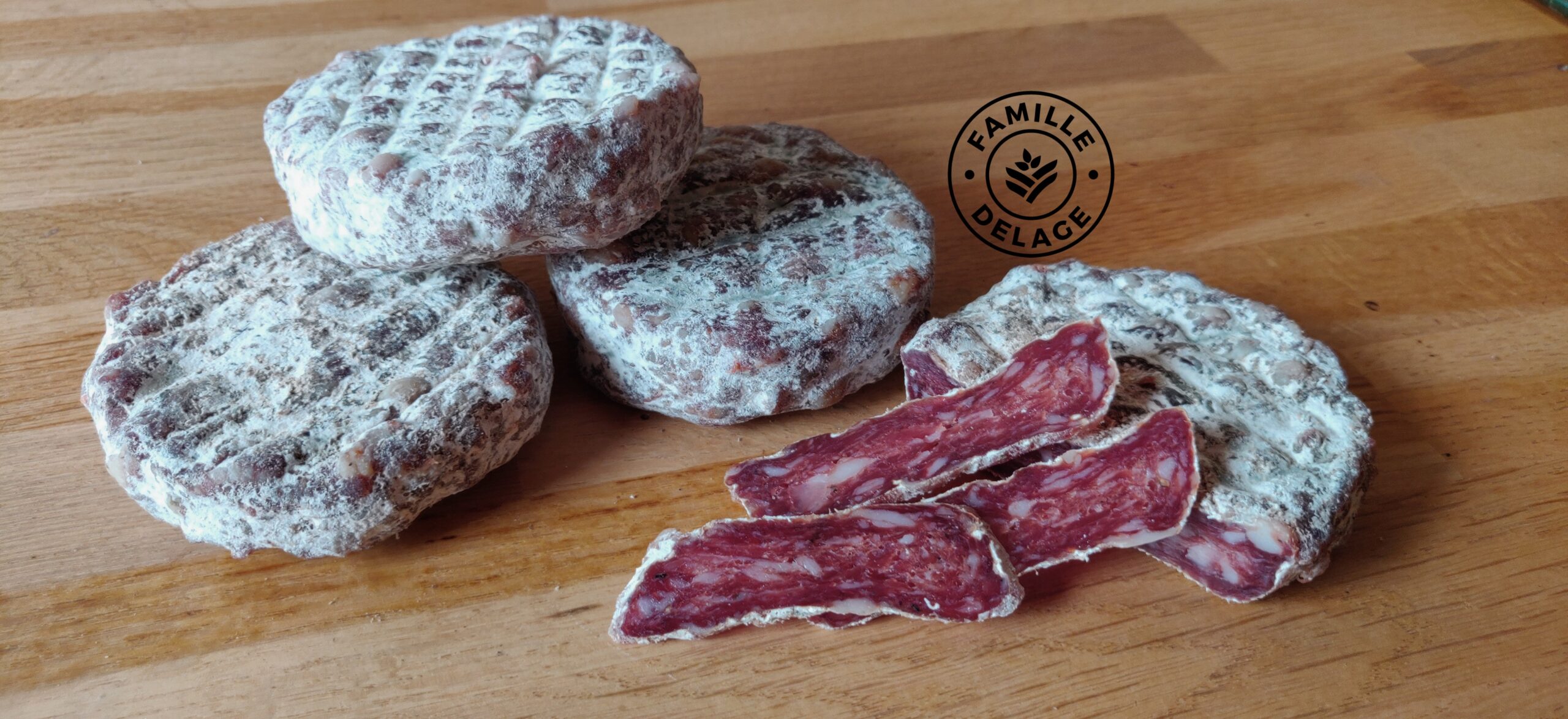 Charcuterie artisanale à Bergerac : en vente à la ferme ou en livraison partout en France Charcuterie artisanale à Bergerac : en vente à la ferme ou en livraison partout en France